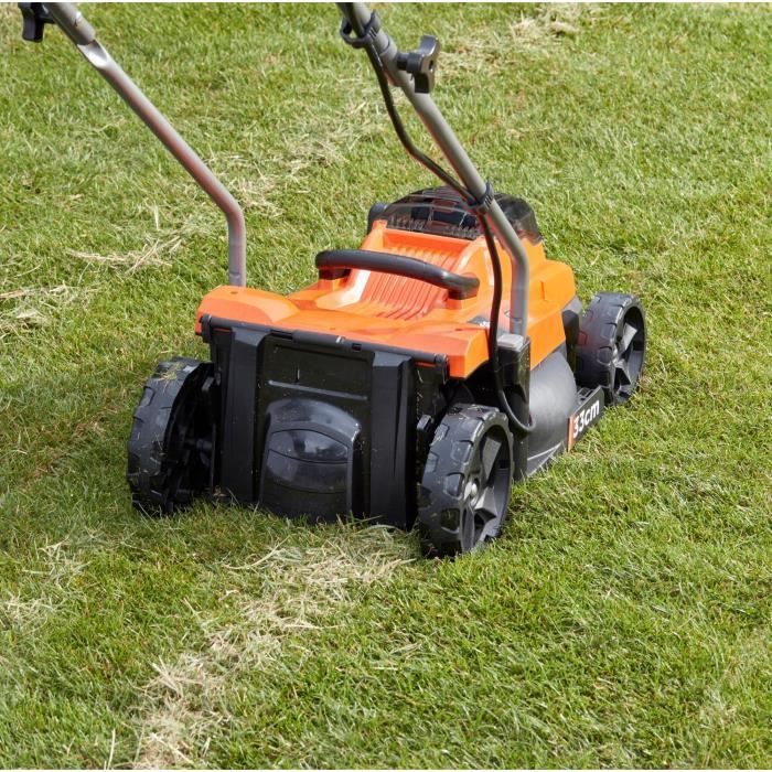 BLACK & DECKER 18V LITHIUM accu grasmaaier 33 cm - 2.5Ah - 2 accu's - 1 oplader - BCMW3318L2-QW