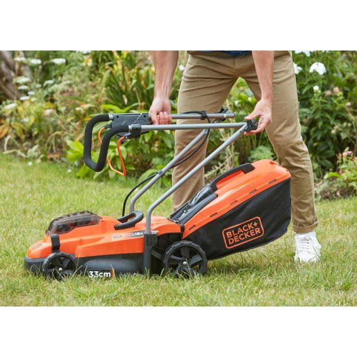 BLACK & DECKER 18V LITHIUM accu grasmaaier 33 cm - 2.5Ah - 2 accu's - 1 oplader - BCMW3318L2-QW
