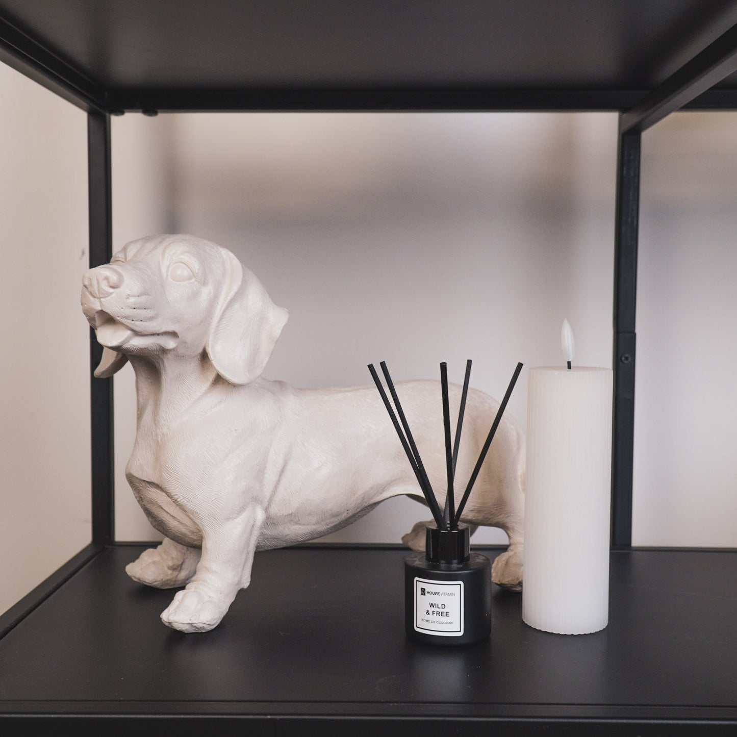 Ornament - Hond met hengels - Polyresin - Beige - 20x8x15cm