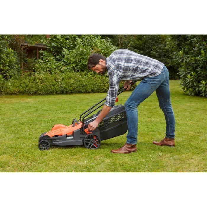 BLACK & DECKER Grasmaaier 42cm 1800W - Fiets met handvat BEMW481BH
