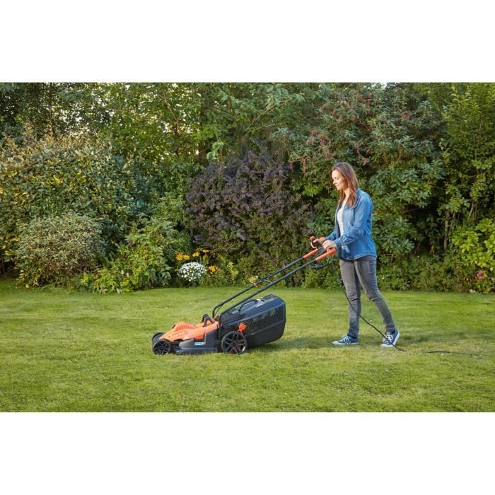 BLACK & DECKER Grasmaaier 42cm 1800W - Fiets met handvat BEMW481BH
